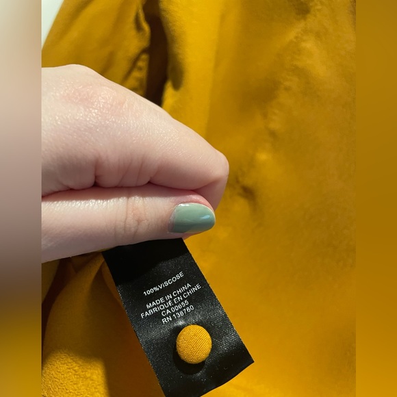 RW&CO Blouse - Picture 5 of 5